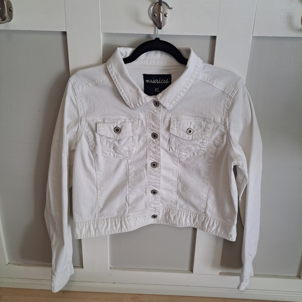 Maurices Girls White Denim Jacket – Size XL
